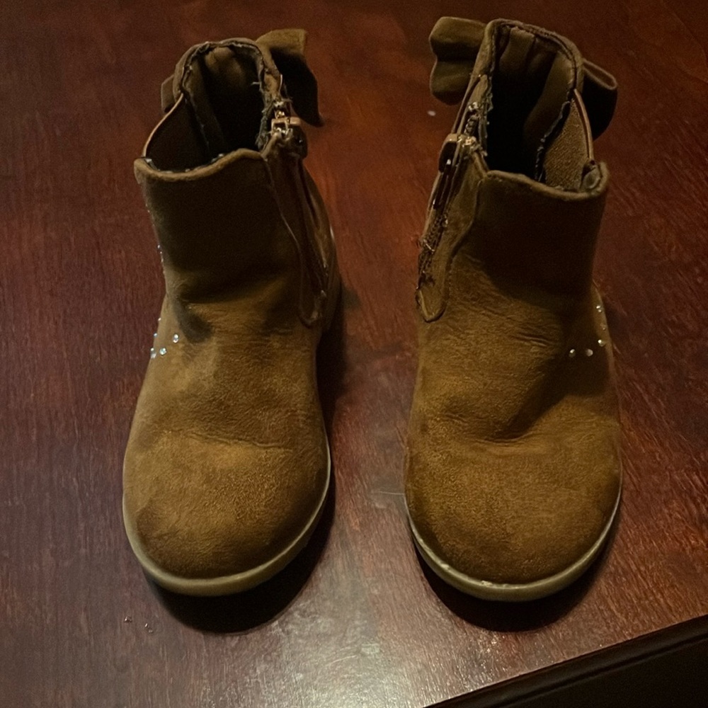 Girls Roebuck and Company brown ankle boots pre-owned Sz 6
